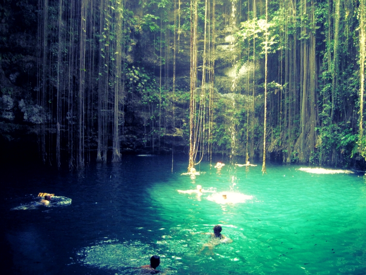 mexico yucatán cenote